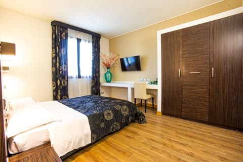 Matrix Hotel & Residence, Room