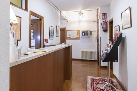 Hostal Tokio, Reception