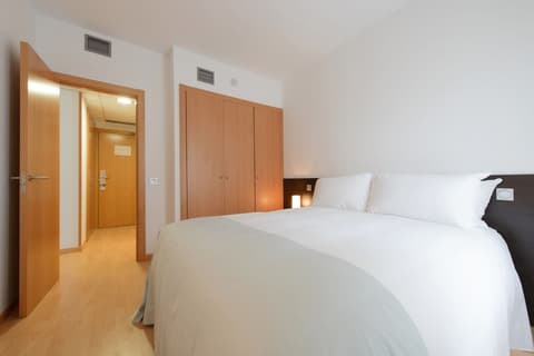 Madrid Airport Suites, Affiliated by Meliá, Room