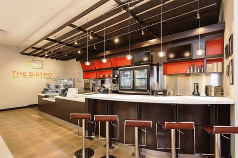 Courtyard New York Manhattan/Times Square West, Breakfast area