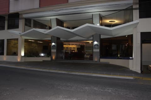 Itatiaia Hotel Passo Fundo, Exterior