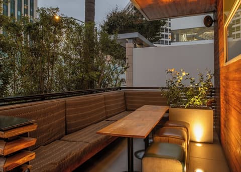 SIRTAJ - Beverly Hills, Terrace/patio