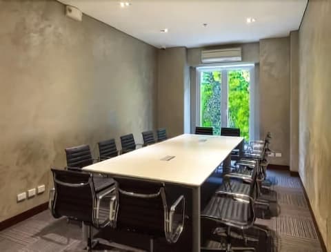 Microtel by Wyndham Acropolis, Meeting facility