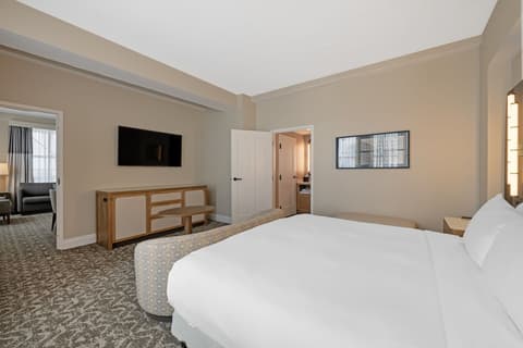 Hotel Flor Tampa Downtown, Tapestry Collection by Hilton, Room