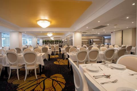 Hotel Paradis, Restaurant