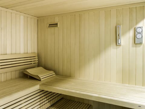 ibis Lisboa Parque das Naçoes, Miscellaneous