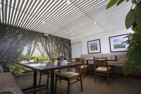 Tierra Viva Miraflores Larco, Breakfast area