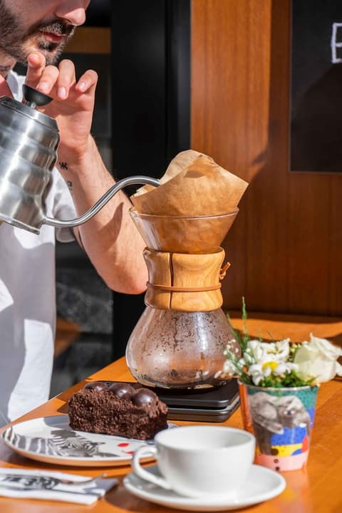 ibis Izmir Alsancak, Food and drink