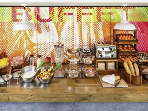 ibis budget Southampton Centre, Breakfast area