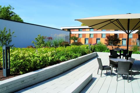 TOP EMBRACE Hotel Franz Essen, Terrace/patio