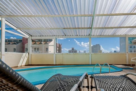 Hotel Golden Park Curitiba by Nacional Inn, Pool