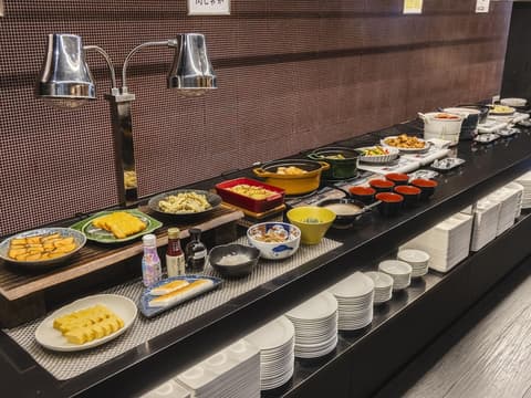 Hiroshima Washington Hotel, Restaurant