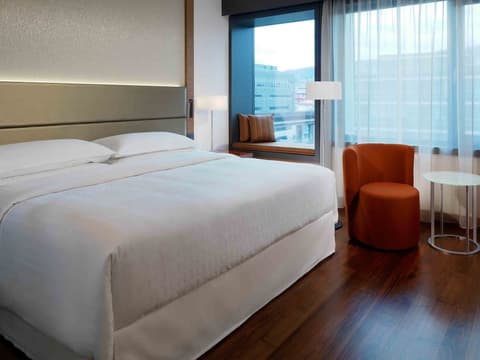 Sheraton Zurich Hotel, Room