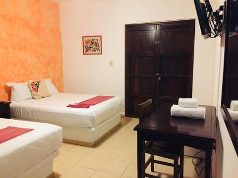 Hotel Casa De Las Flores, Room