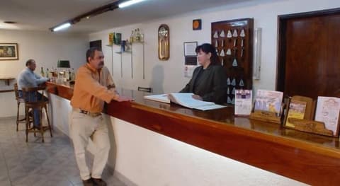 Hotel América, Reception