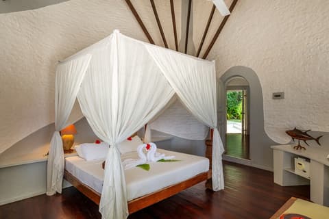 Nika Island Resort & Spa, Room