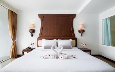 Aiyara Grand Hotel, Room