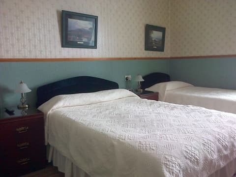 Aurora Hotel & Italian Restaurant, Room