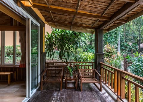 Home Phutoey River Kwai Hotspring & Nature Resort, Terrace/patio
