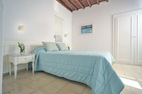 Mykonos Beach Hotel, Room