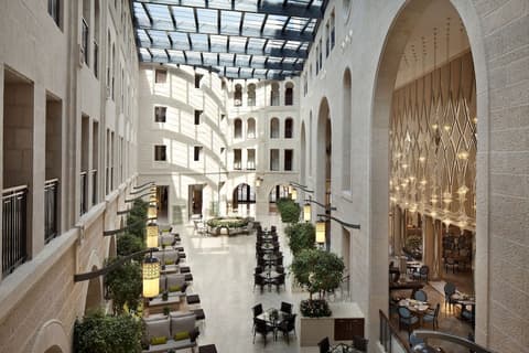 Waldorf Astoria Jerusalem, Lobby