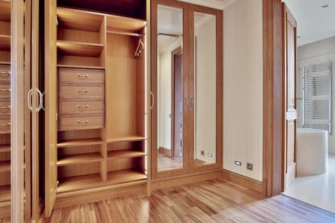 Retro Riverside Wellness Resort, Room