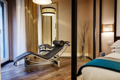 Dharma Luxury Hotel, Room