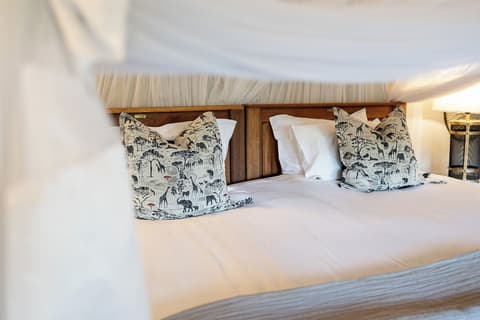 Karongwe - River Safari Lodge, Room