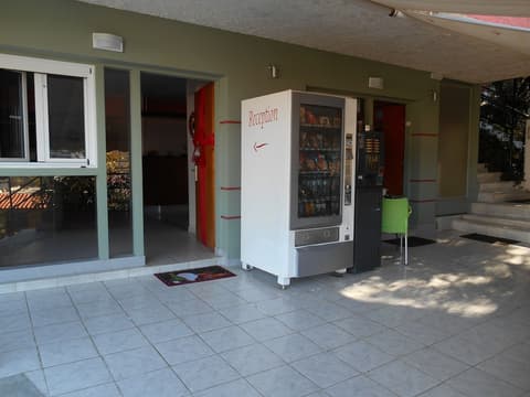 Hotel Vasilis, Terrace/patio