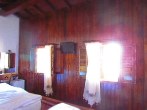 Amazon Petite Palace, Room