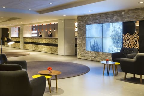 Héliopic Hôtel & Spa, Lobby