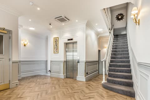 The Princes Square Hotel, Lobby