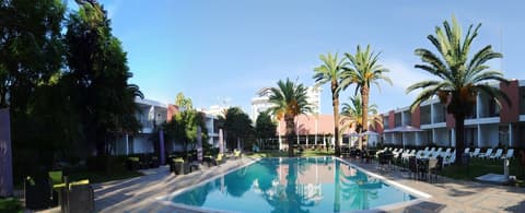 Hôtel Volubilis, Pool