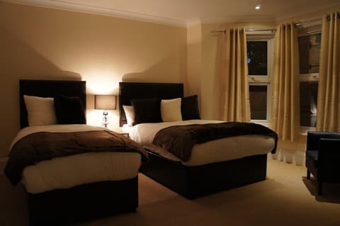 Sapphire Hotel, Room