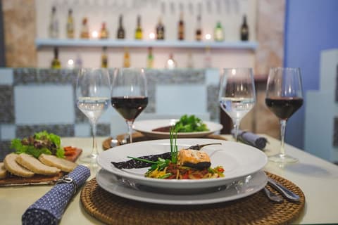 Chez Waffle Hotel, Food and drink