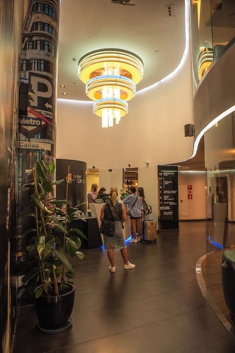 Hotel Indigo Madrid - Gran Via by IHG, Reception