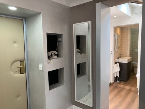 Villa Tower Inn, Room