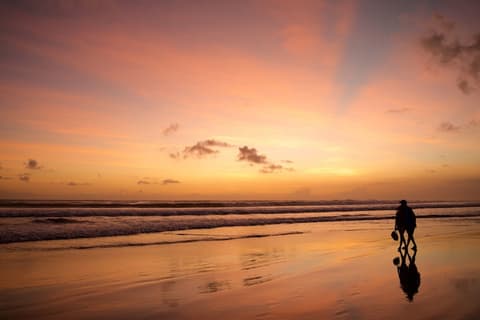 Seminyak Sanctuary Villa by Ini Vie Hospitality, Beach