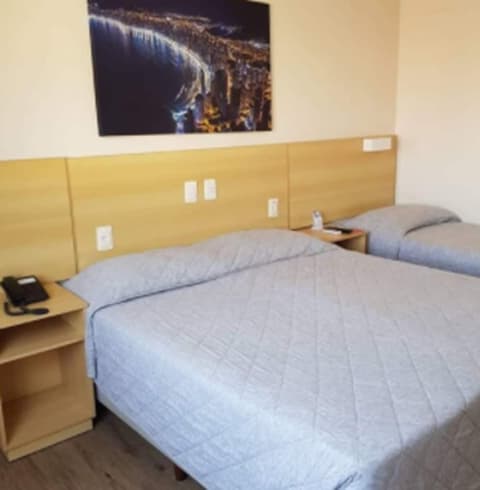 Hotel Rosenbrock, Room