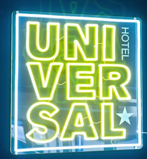 Hotel Universal Murcia, Reception