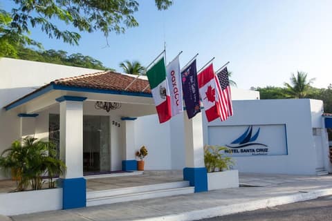 Hotel Santa Cruz Huatulco, Property entrance