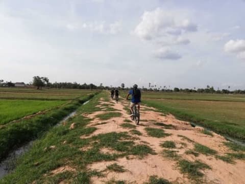 Naga Angkor Hostel, Bicycling