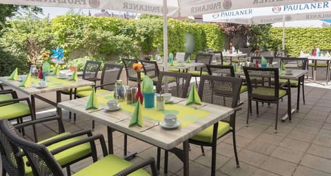 Best Western Hotel am Europaplatz, Food and drink