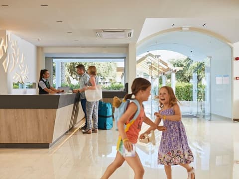 Alex Beach Hotel - Bungalows, Reception