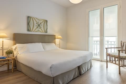 Suites Sevilla Plaza Apartamentos, Room