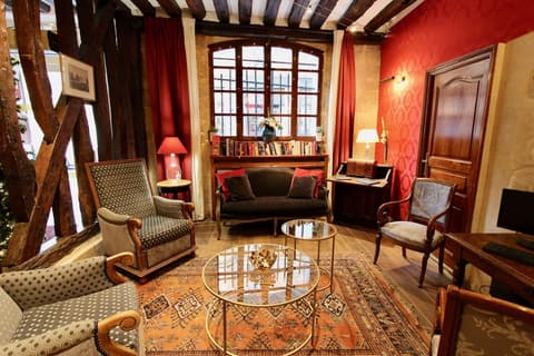 Hôtel de la Bretonnerie, Reception