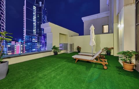 Ramada Hotel and Suites by Wyndham Dubai JBR, Terrace/patio