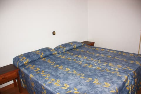 Estudios Cims Pas 3000, Room