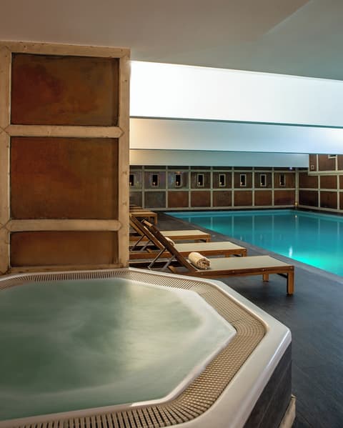 Alpes Hôtel du Pralong, Indoor spa tub