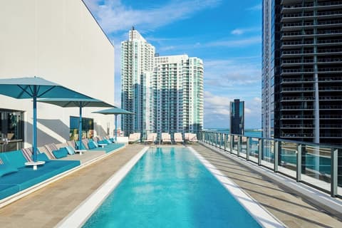 citizenM Miami Brickell, Pool